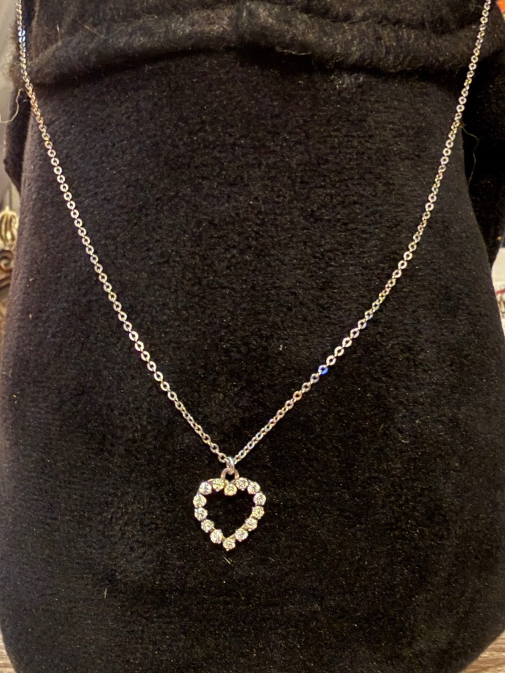 Krementz Heart Necklace